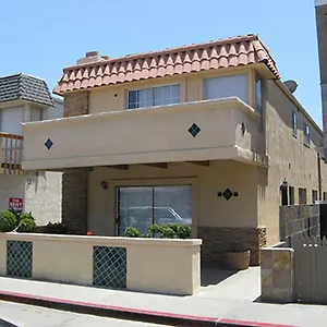 Apartment 25 Steps To The, Newport Beach